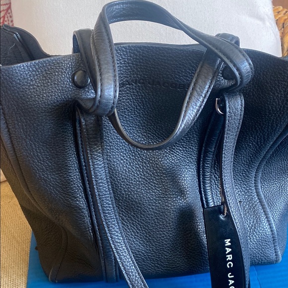 Marc Jacobs Black Pebbled Leather Tote - Picture 3 of 11